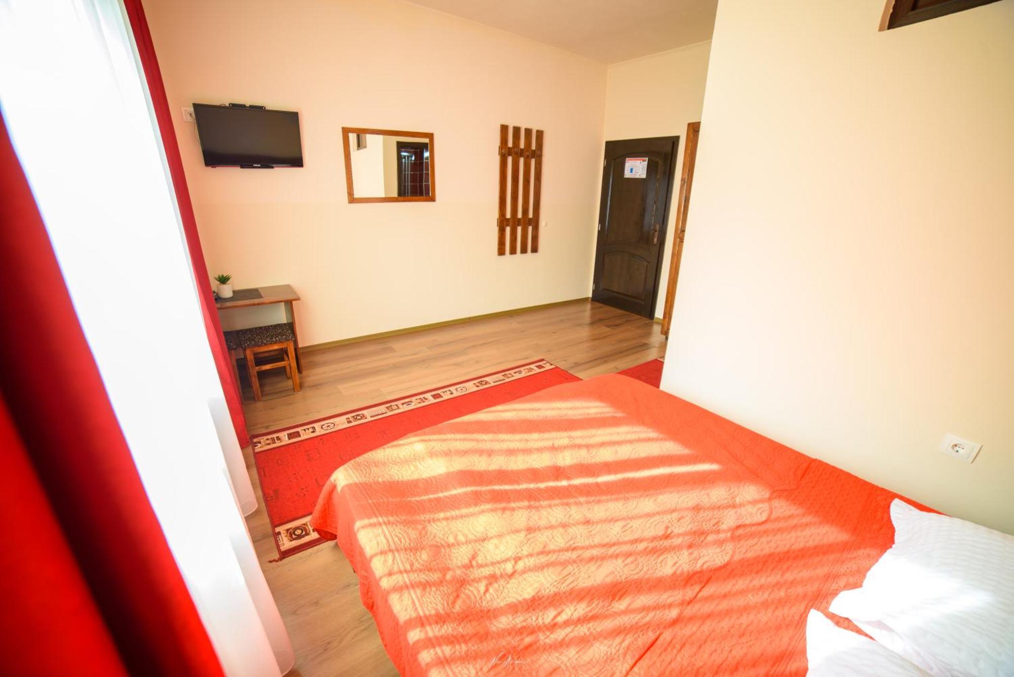 ArieşeniCasa Alina别墅 外观 照片
